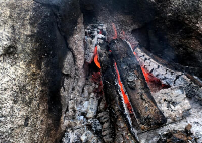 The fireplace by Drgmansbo lake.